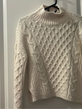 Abercrombie Cream Cable Knit Turtleneck Sweater - Women